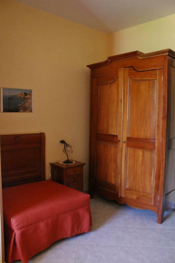Raggio Di Sole Bed & Breakfast Macari Ngoại thất bức ảnh