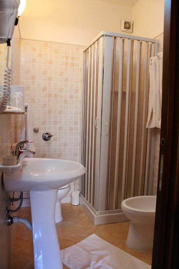 Raggio Di Sole Bed & Breakfast Macari Ngoại thất bức ảnh